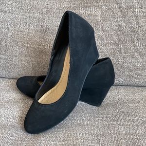 Solanz Wedge Shoes